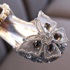 Elegant fashion shoes displayed in a sophisticated setting, highlighting style and comfort.
