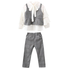 Stylish clothing collection for teen girls featuring trendy outfits and accessories.