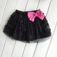Skull design clothing set for kids girls, featuring stylish and trendy outfits in vibrant colors.