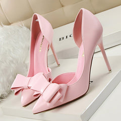 A pair of elegant stiletto heels showcasing refined design and sophistication for formal occasions.