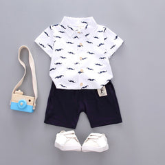 A stylish summer casual outfit featuring lightweight fabrics and vibrant colors for warm weather enjoyment.