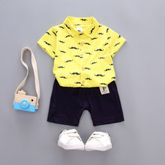 A stylish summer casual outfit featuring lightweight fabrics and vibrant colors for warm weather enjoyment.