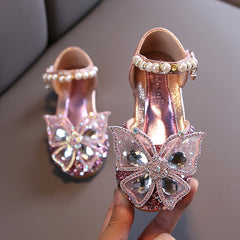 Elegant fashion shoes displayed in a sophisticated setting, highlighting style and comfort.