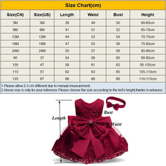 Elegant baby girls' dresses in soft fabrics, perfect for special occasions and everyday wear.