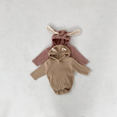 Infant girls’ bodysuit with bunny ear design, perfect for stylish and adorable baby outfits.