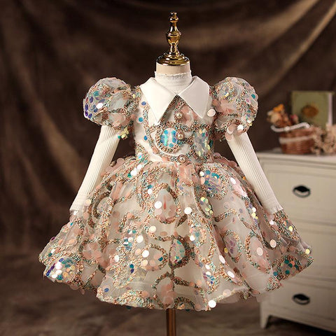 Elegant vintage decor featuring intricate designs and a timeless charm for sophisticated interiors.