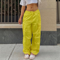 Fashionable oversized cargo pants designed for comfort and utility, perfect for contemporary streetwear enthusiasts.