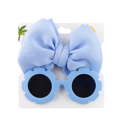 Stylish big bow sunglasses perfect for enhancing your summer fashion and protecting your eyes from the sun.