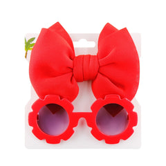 Stylish big bow sunglasses perfect for enhancing your summer fashion and protecting your eyes from the sun.