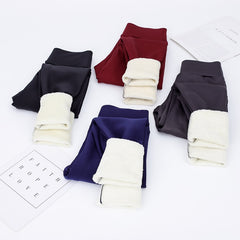 Warm thermal leggings for winter use, perfect for staying cozy during the cold season.