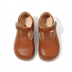 Elegant Mary Janes for baby girls, perfect shoes for formal and casual occasions.