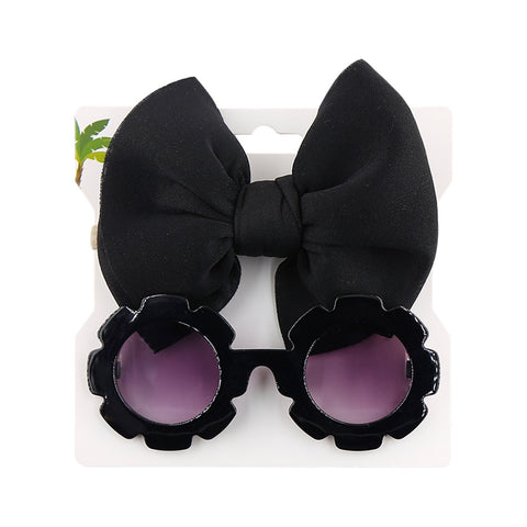 Stylish big bow sunglasses perfect for enhancing your summer fashion and protecting your eyes from the sun.