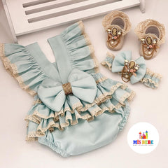 A stylish and comfortable outfit perfect for any formal occasion, blending elegance with ease.